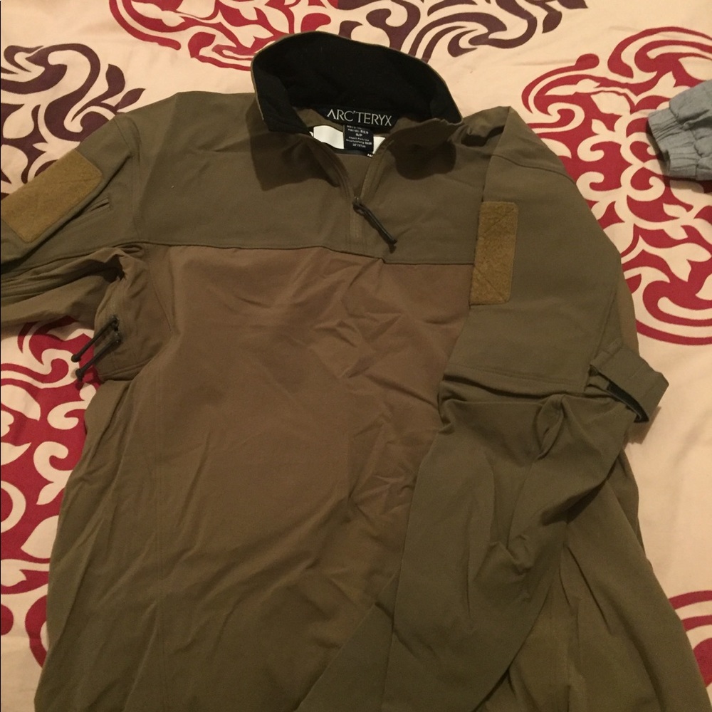 Arc’teryx LEAF Sphinx Half Shell